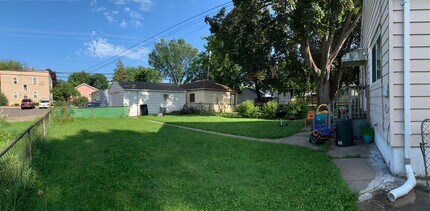 3722 N Queen Ave in Minneapolis, MN - Building Photo - Building Photo