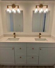 8980 SW 44th St in Miami, FL - Building Photo - Building Photo