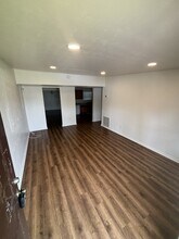 2219 Belle Vue Way in Tallahassee, FL - Building Photo - Building Photo