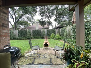6906 Afton Woods Dr in Houston, TX - Building Photo - Building Photo