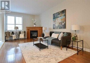 5329 Applegarth Dr in Burlington, ON - Building Photo - Building Photo