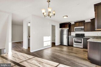 16 Secretariat Dr in Hanover, PA - Building Photo - Building Photo