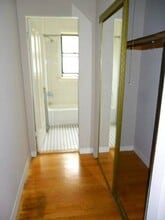 1319 W Estes Ave in Chicago, IL - Building Photo - Building Photo