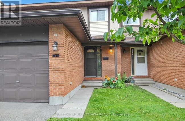 75 Clarkson Crescent in Ottawa, ON - Building Photo - Building Photo