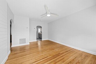 411 SW 18th St in Fort Lauderdale, FL - Building Photo - Building Photo
