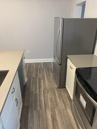 622 Parkwyrth Ave photo'