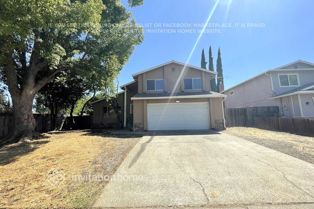 148 Woodhaven Dr in Vacaville, CA - Building Photo