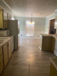 105 Simon Latour Rd photo'