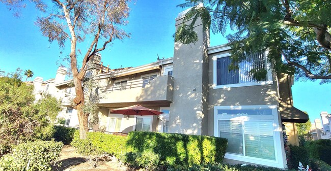 25101 La Jolla Way