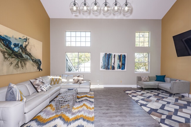 Bay Village in Vallejo, CA - Foto de edificio - Interior Photo