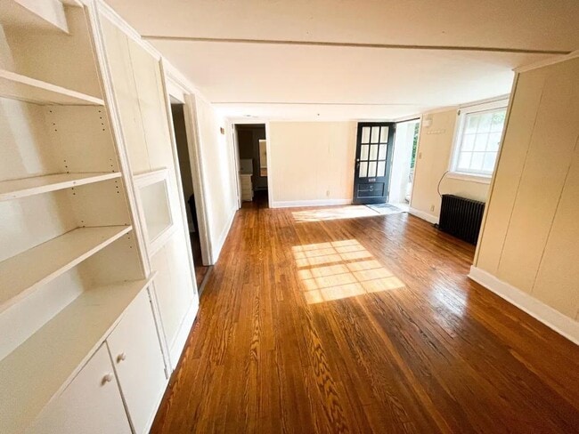 property at 705 E Seneca St