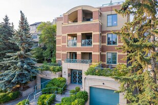 1235 Cameron Ave SW in Calgary, AB - Building Photo