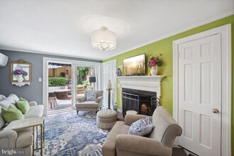 428 Wolfe St in Alexandria, VA - Building Photo - Building Photo