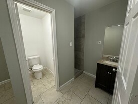 107 Altic St in Houston, TX - Building Photo