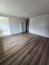 193 N 4th St in Grover Beach, CA - Building Photo - Building Photo