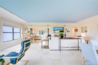 1289 NE Ocean Blvd in Stuart, FL - Building Photo - Building Photo