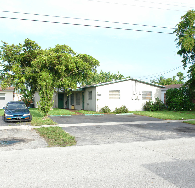 1479 NW 60th Ave in Fort Lauderdale, FL - Building Photo