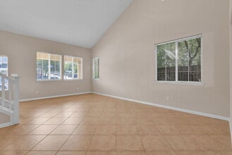 101 Johnson Ln in Martinez, CA - Building Photo - Building Photo