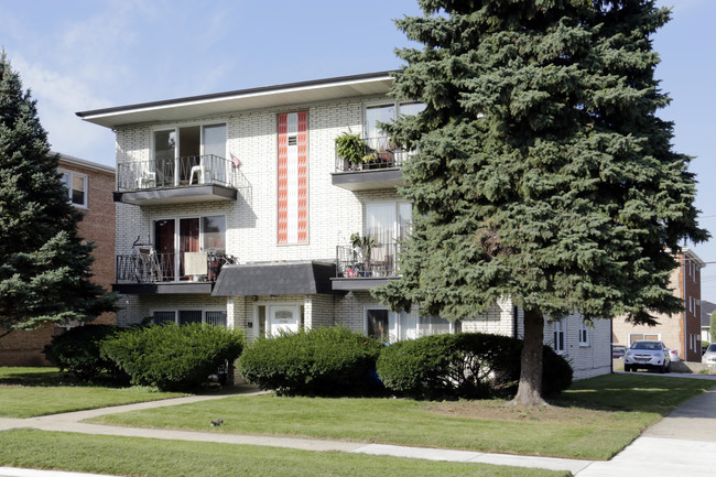 7800 Rutherford Ave in Burbank, IL - Foto de edificio - Primary Photo