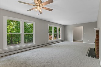 76 Upton Rd in Lagrangeville, NY - Building Photo - Building Photo