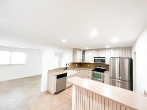 200 Cedar Hill Ln in Springboro, OH - Building Photo - Building Photo