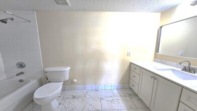 1157 Golden Lakes Blvd in Royal Palm Beach, FL - Building Photo - Building Photo
