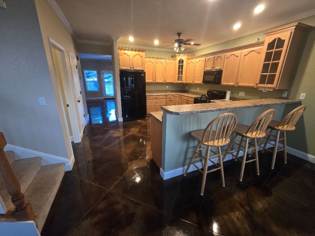 property at 104 Cutliff Ln