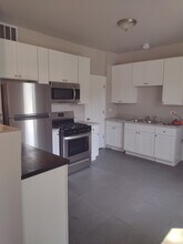 48 W 21st St, Unit #1 in Chicago Heights, IL - Building Photo - Building Photo