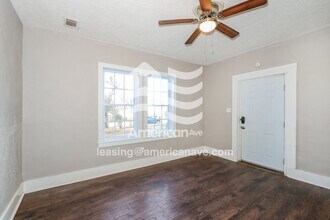 130 Pelzer St in Warrenville, SC - Foto de edificio - Building Photo