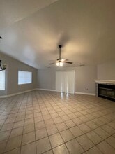 547 Mathew St in Porterville, CA - Building Photo - Building Photo