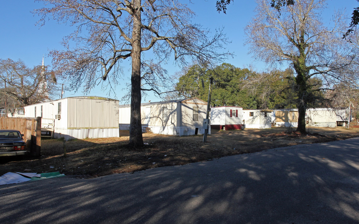 4202 Grimke St in Charleston, SC - Foto de edificio