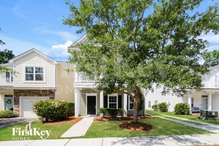 2815 Pottinger Dr in Johns Island, SC - Building Photo