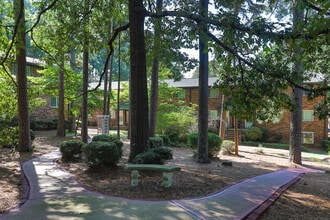 Midwood Creek in Marietta, GA - Foto de edificio - Building Photo