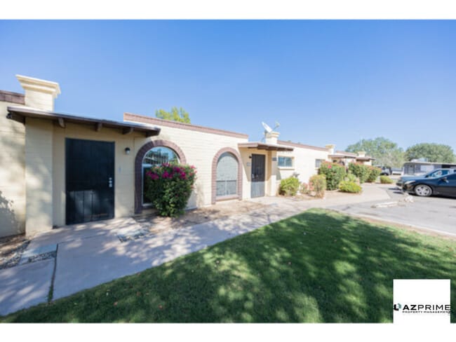 property at 388 N Comanche Dr
