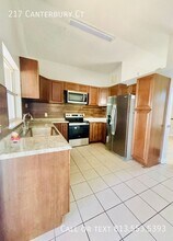 217 Canterbury Ct in Kissimmee, FL - Building Photo - Building Photo