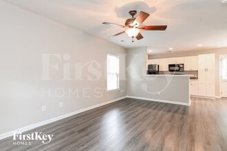 105 Vinca Dr in Goose Creek, SC - Building Photo - Building Photo