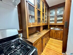 1887 Summer St in Stamford, CT - Building Photo - Building Photo