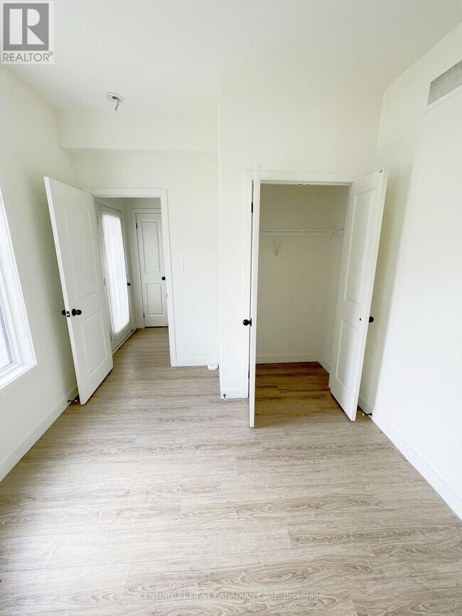 1781 Henrica Ave in London, ON - Building Photo - Building Photo