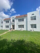 284 Corona Cresent St in San Benito, TX - Building Photo