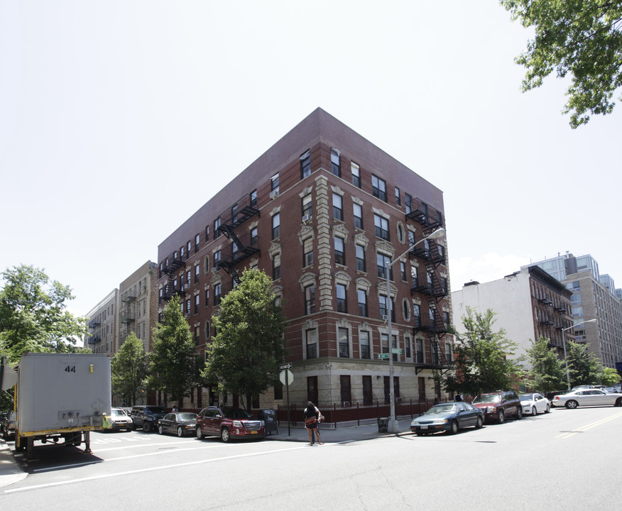 94-96 Bradhurst Ave in New York, NY - Foto de edificio