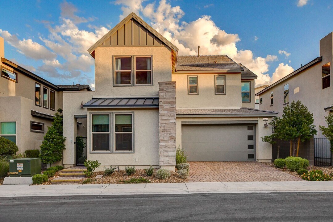 3209 Vittoria Ave in Henderson, NV - Building Photo