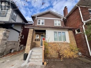 1700 Gerrard St E in Toronto, ON - Building Photo - Building Photo