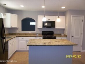 7816 Delaroche Dr in Jacksonville, FL - Building Photo - Building Photo