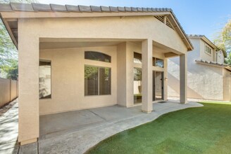 1900 W Park Pl in Chandler, AZ - Building Photo - Building Photo