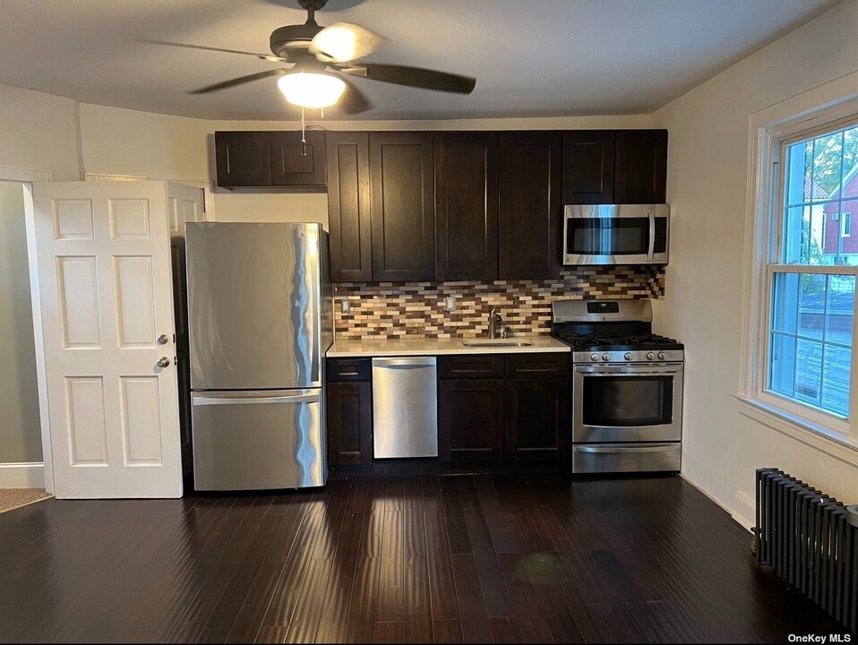 88-44 78th Ave-Unit -2 in Queens, NY - Foto de edificio