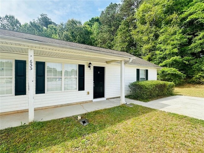 655 Baron Dr in Monroe, GA - Building Photo - Building Photo