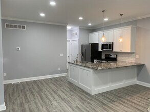 600 Center St, Unit 403 Ward Apt 1 in Bellevue, KY - Foto de edificio - Building Photo