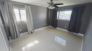 18785 NW 62nd Ave, Unit 208 in Hialeah, FL - Building Photo - Building Photo