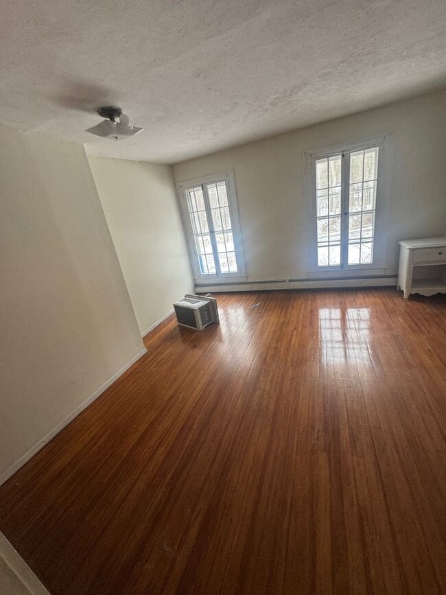 5768 NY-22 in Millerton, NY - Building Photo - Building Photo