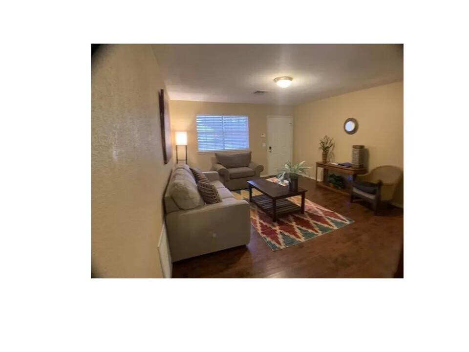 13905 N Everest Ave in Edmond, OK - Building Photo